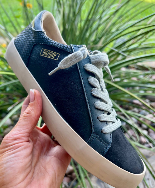 ShuShop Black Sneakers