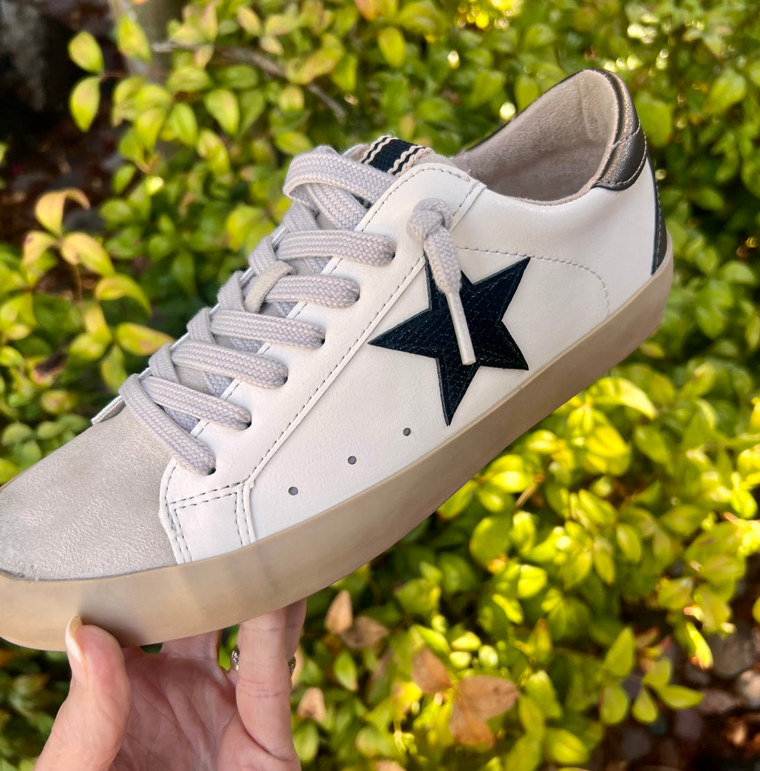 ShuShop Black Lizard Star Sneakers