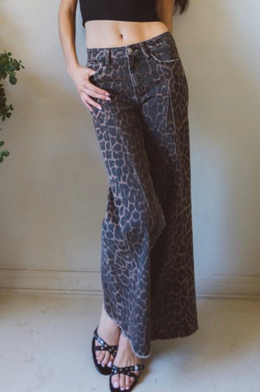 Lyla Leopard Jeans