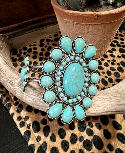 Turquoise Cluster Bracelet
